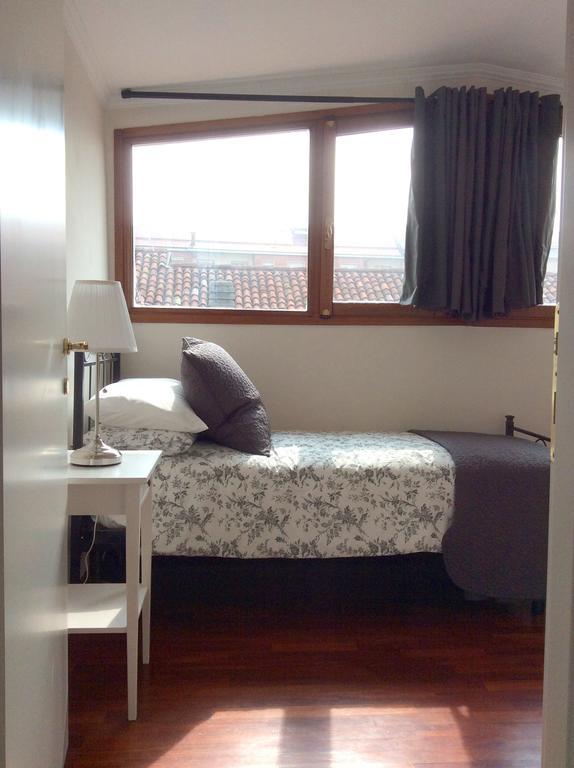 Apartment La Mansarda 알바 객실 사진