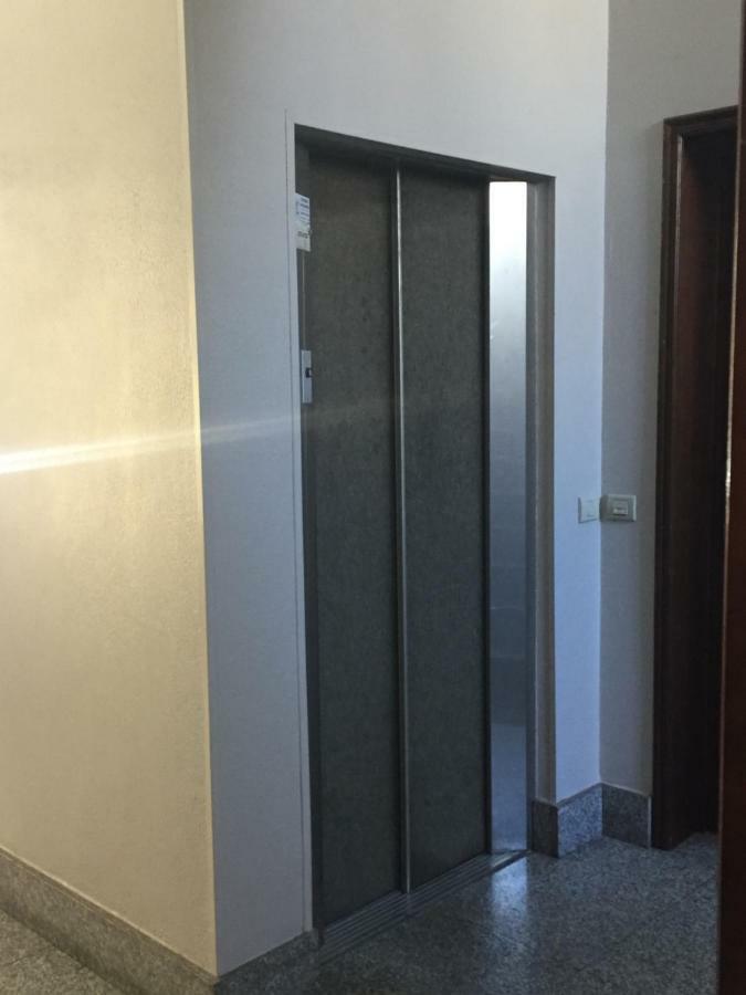 Apartment La Mansarda 알바 외부 사진